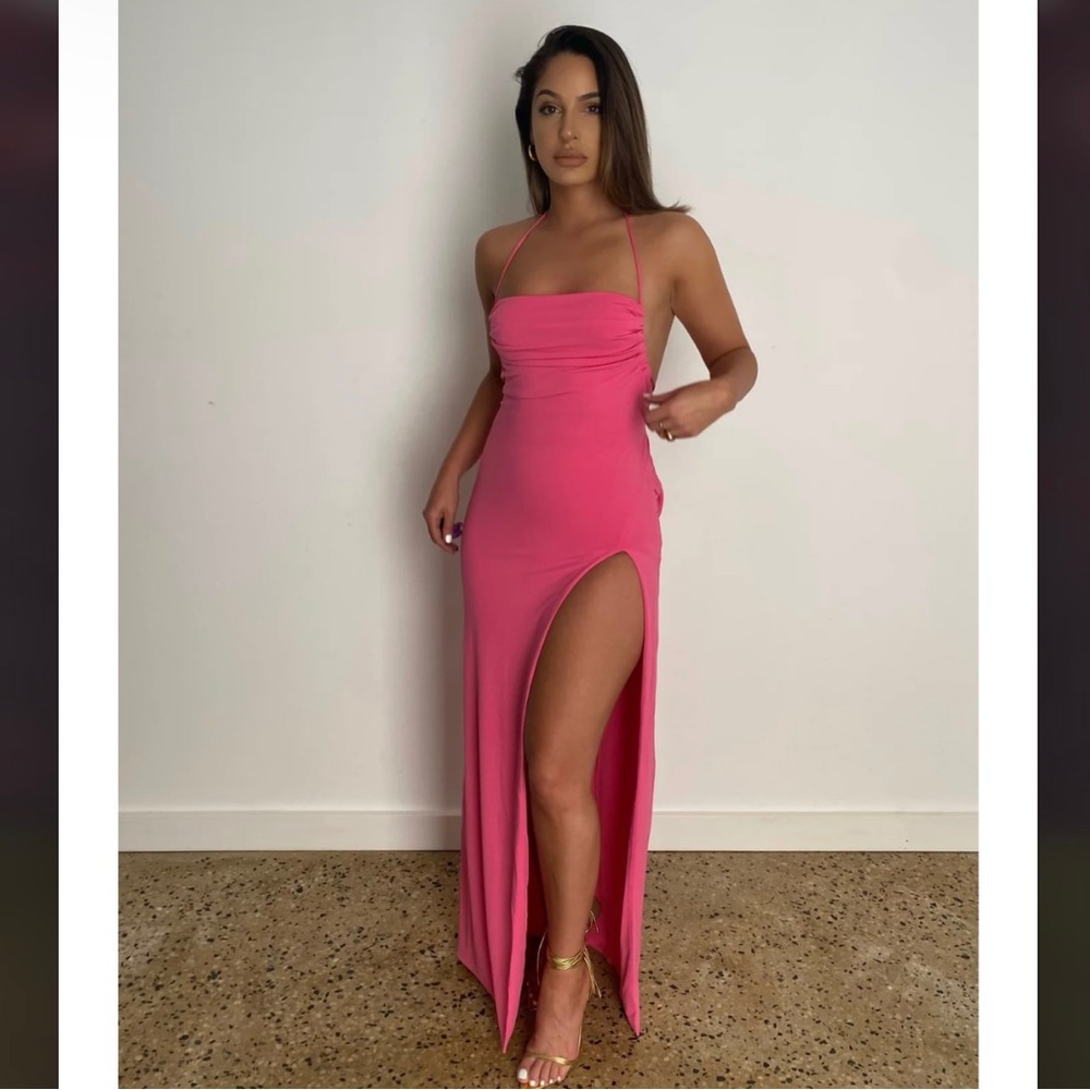 ✨BNWOT Melani the Label Hot Pink Marlo Gown in a Size S